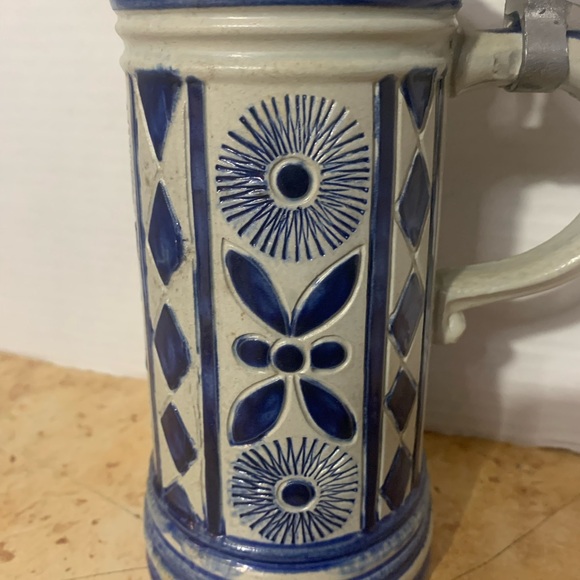 Vintage Gerz Beer Stein with Lid - Picture 2 of 10